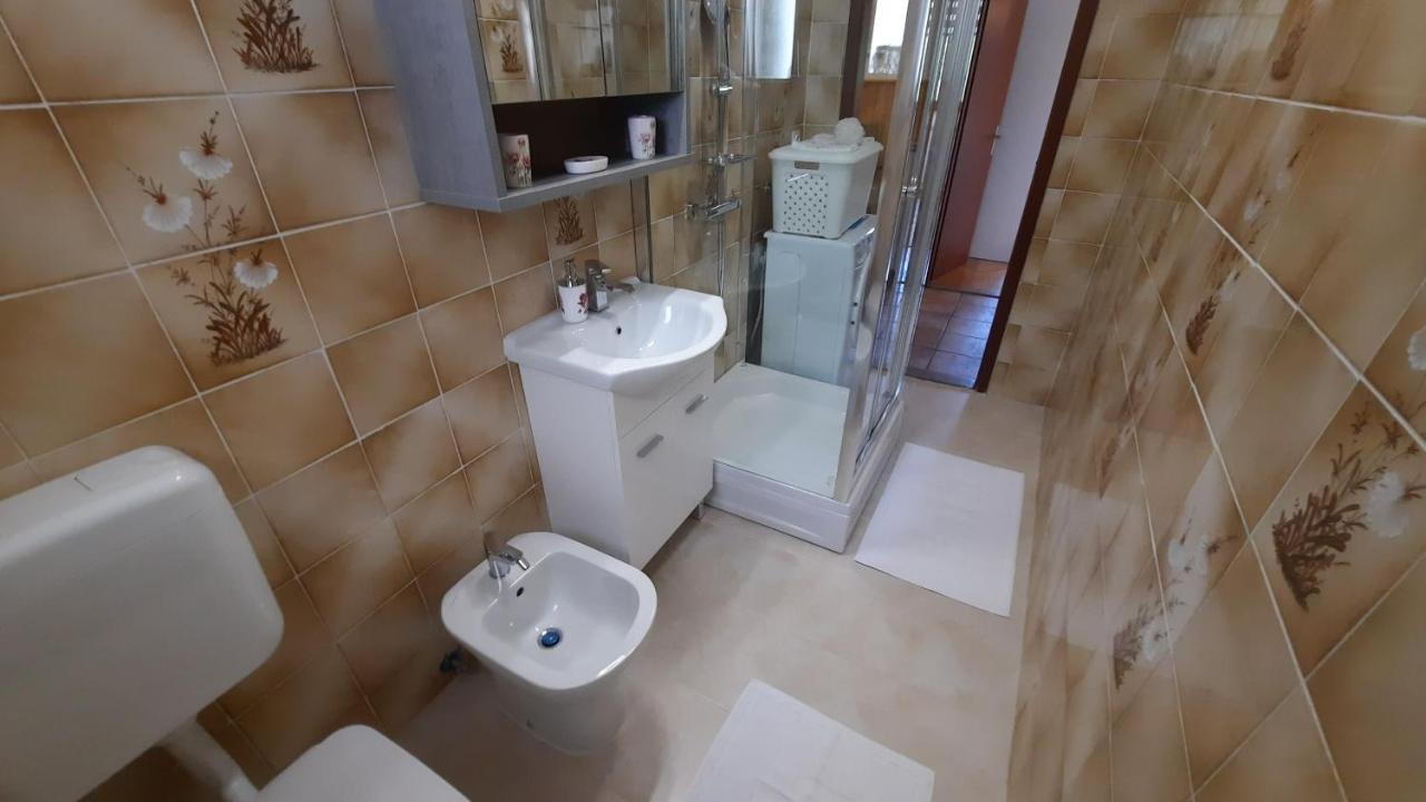 Apartma Bajc * Secovlje